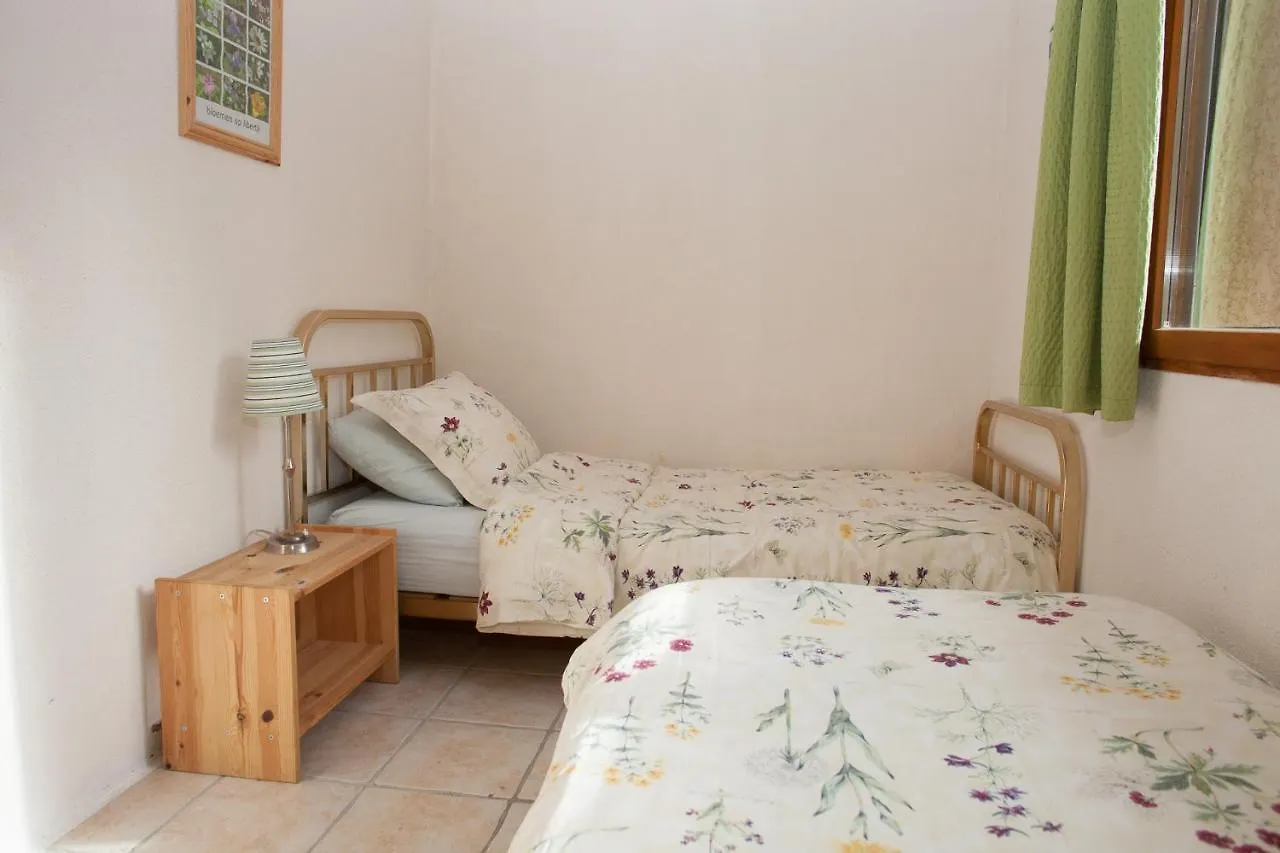 Hébergement de vacances Romantic Cottage In The Ardeche With Free Wifi And Tv Vernoux-en-Vivarais