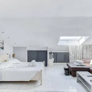  Appartement Duplex Avec Vue Sur Et Piscine France